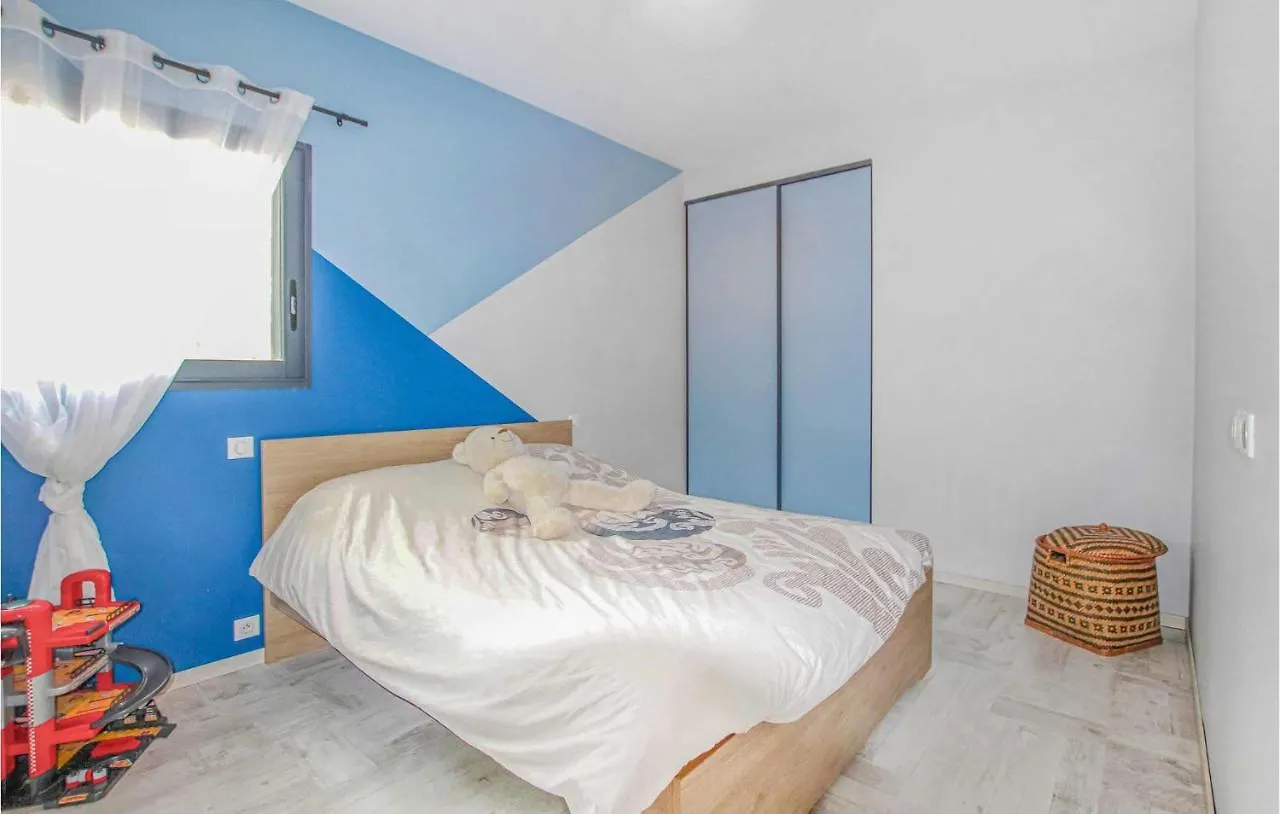 Nice Home In Lussas With Outdoor Swimming Pool Dom wakacyjny
